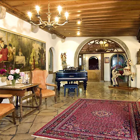 Burggartenpalais Hotel 4*