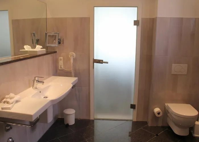 فندق Burggartenpalais روتنبورغ أوب در تاوبر