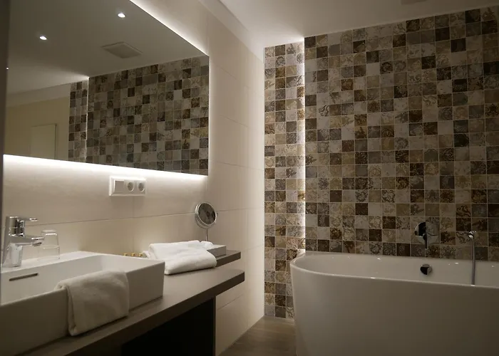 فندق Burggartenpalais 4*