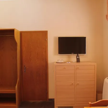 Hotel Burggartenpalais 4*