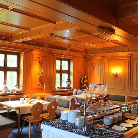 Burggartenpalais Hotel