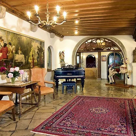 Burggartenpalais Отель 4*