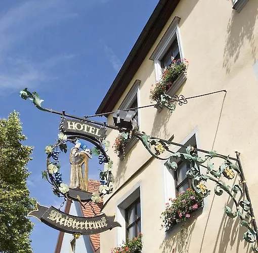 Burggartenpalais Otel 4*