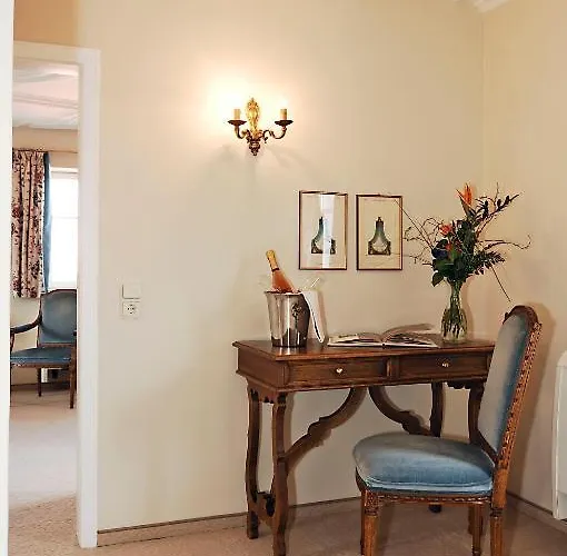 Burggartenpalais Hotel 4*